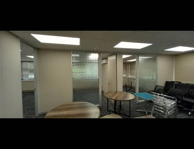 433M² OFFICE TO LET IN WOODMEAD